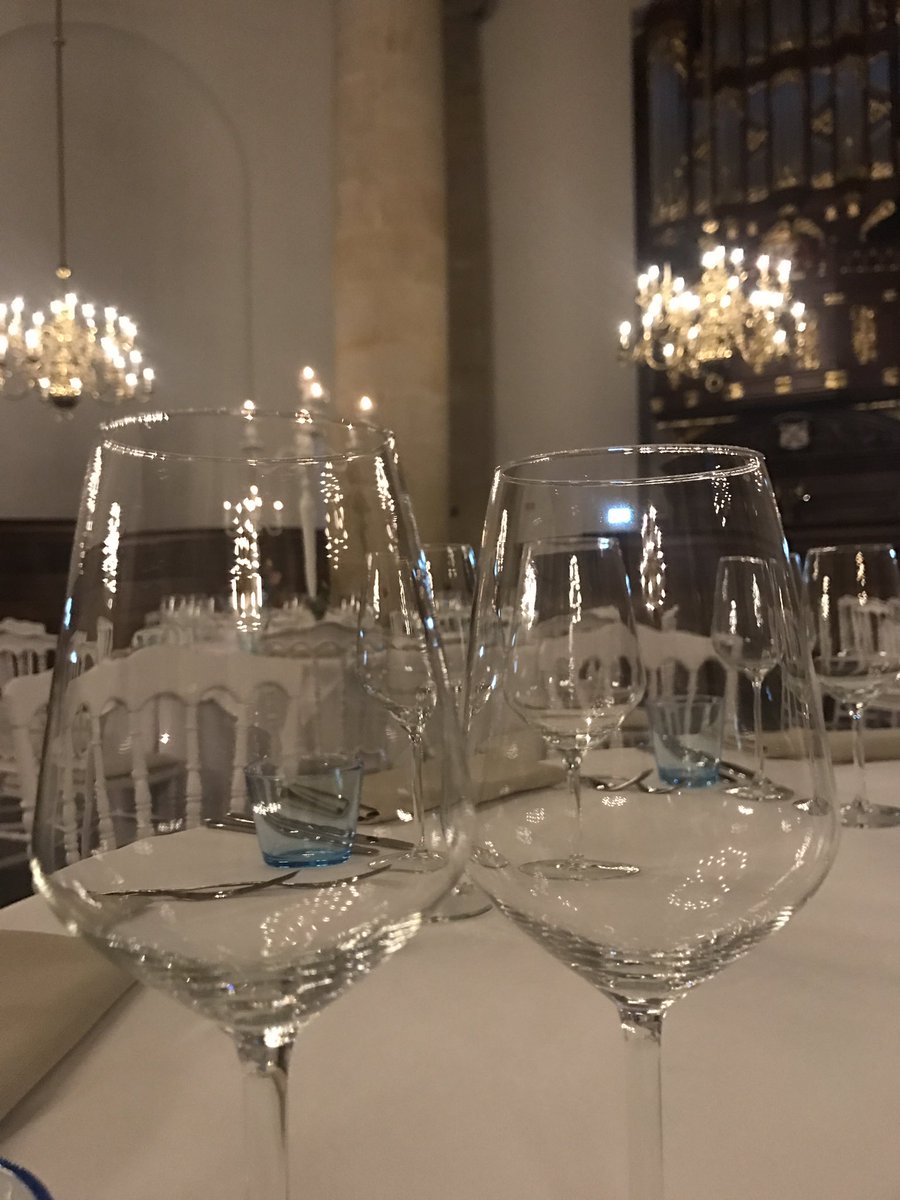 Annually Patronage dinner Museum <a href="/DeLakenhal/">Museum De Lakenhal</a> @marekerk tonight
#thanksgiving 
 #museumintransition 
#lakenhalrenews