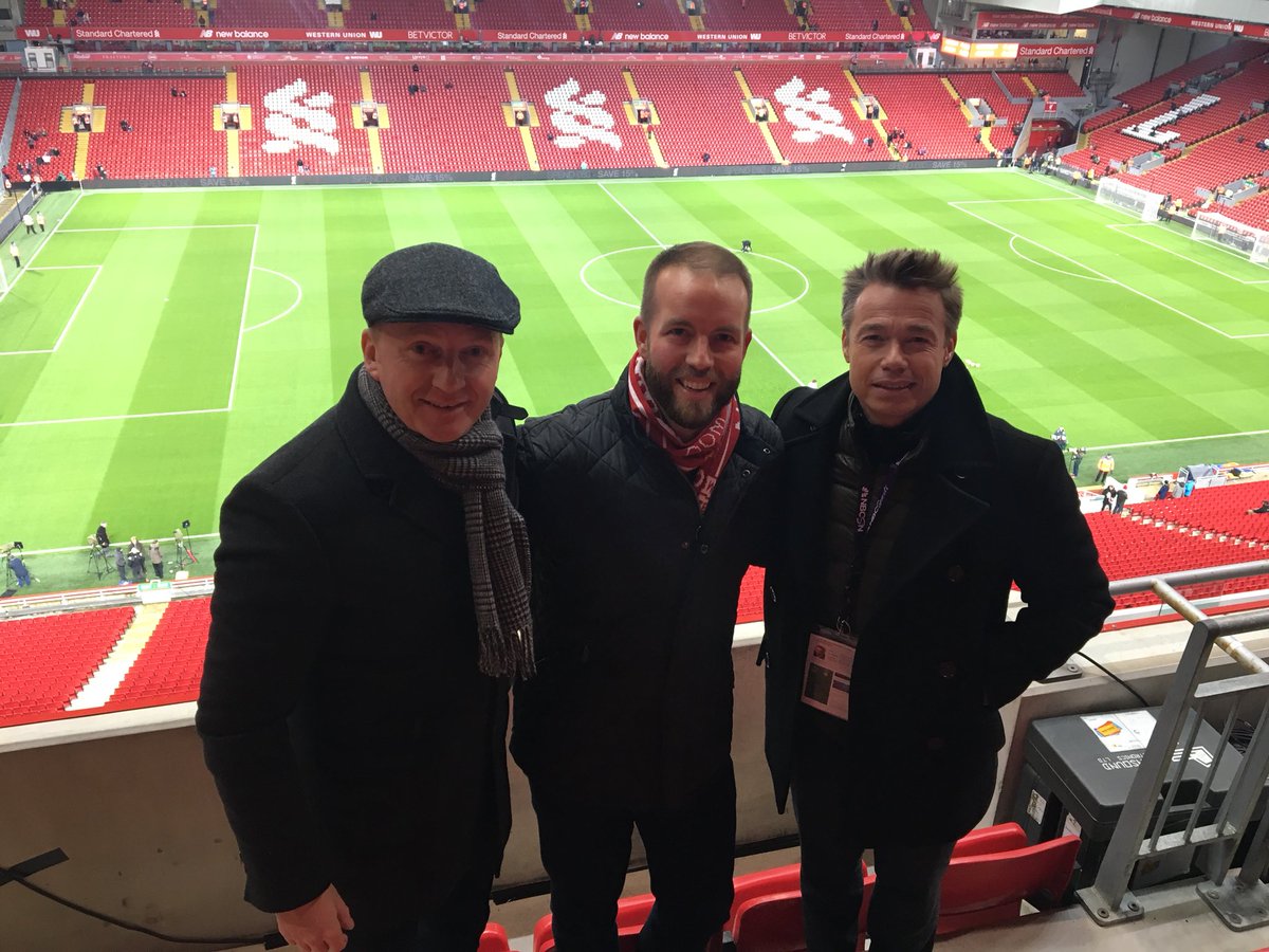 LPTNJ's tweet photo. Thanks for the pic guys! Let’s go @LiverpoolFC !! https://t.co/Macy9ZylMx