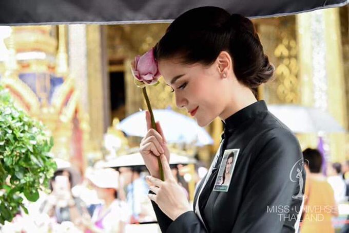 zazum88's tweet photo. เราชอบรูปนี้มากอะ สวยมากอะ สวยจริงจริง #MissUniverse #THAILAND https://t.co/C9fGNeASkz