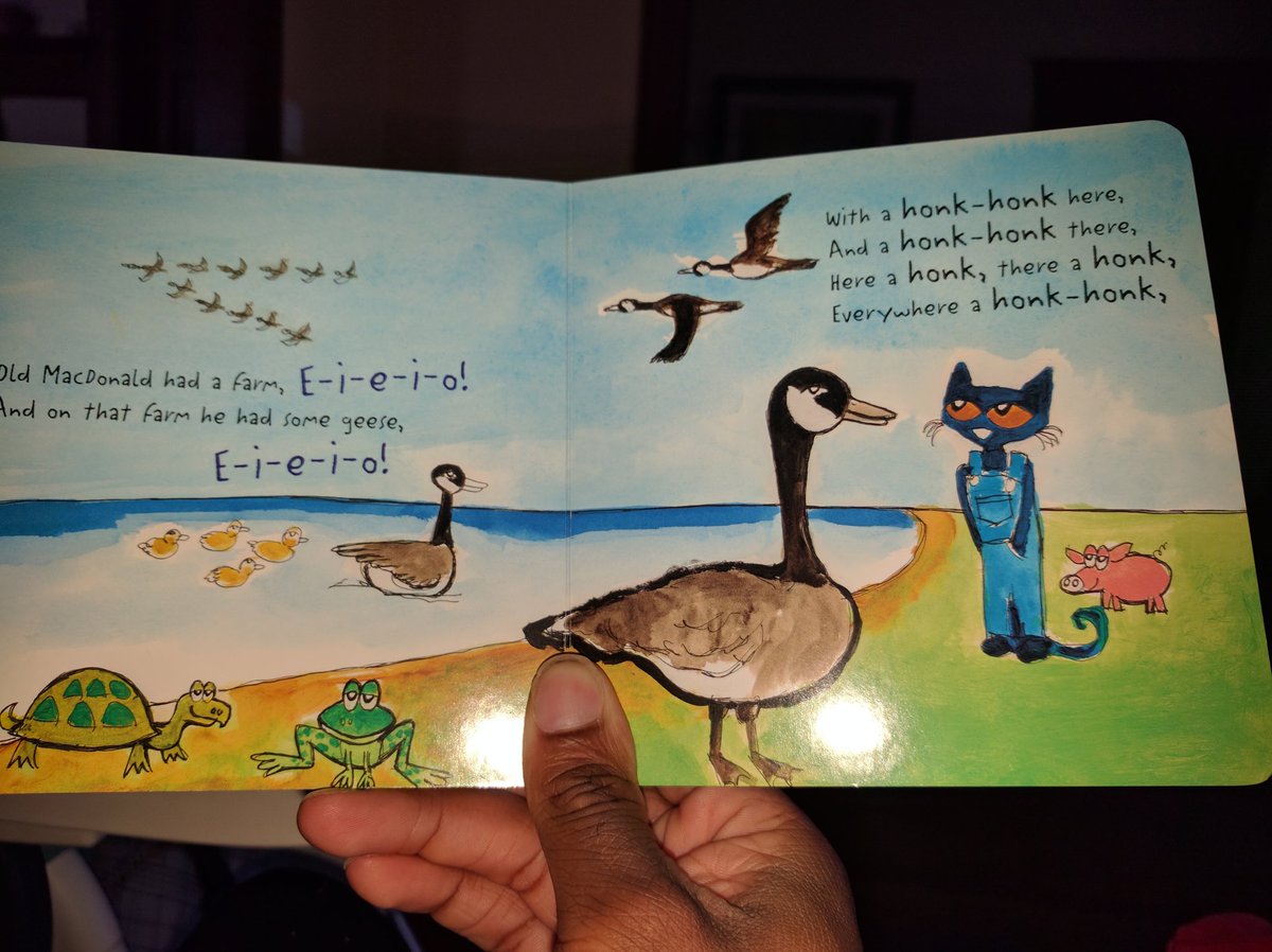 AjeneW's tweet photo. @cvanhamme remove geese add Chuckles!!! https://t.co/HFxBRyiz3C