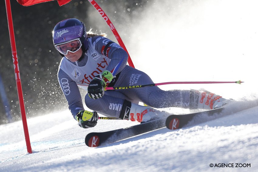 FedFranceSki's tweet photo. Les 🇨🇵 @TessaWorley 5eme & #TainaBarioz 24eme sont qualifiées pour la 2eme manche du #SlalomGeant de @KillingtonMtn
-
#ClaraDirez est 38e, #MarieMassios 47e et @AdelineBaud DNF
📷Agence Zoom https://t.co/e6AlVpVjQU