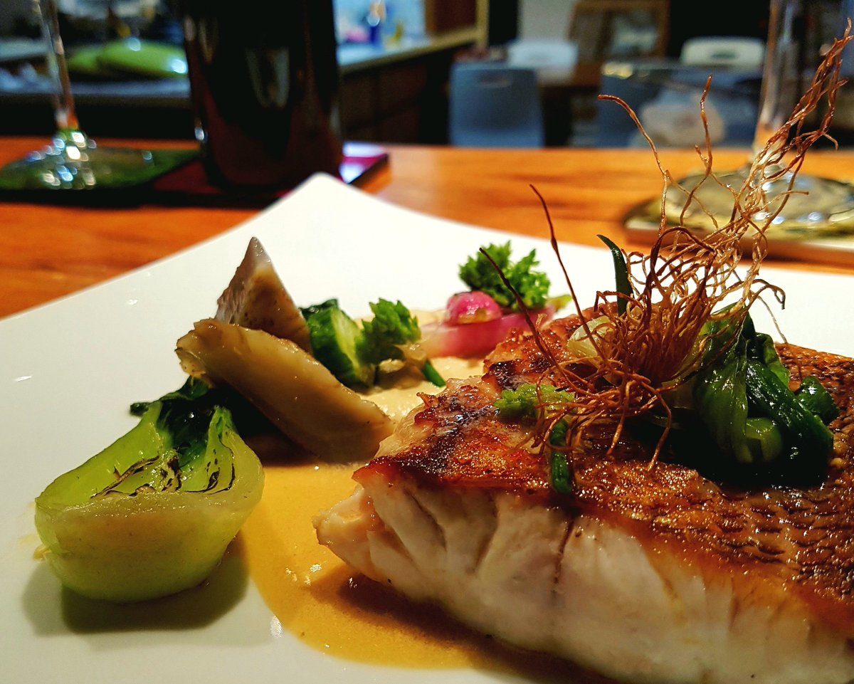 HeimanaYi's tweet photo. #redsnapper #chickpeas #artichokes #personalchef #reunionisland https://t.co/TbUJS0jAE3
