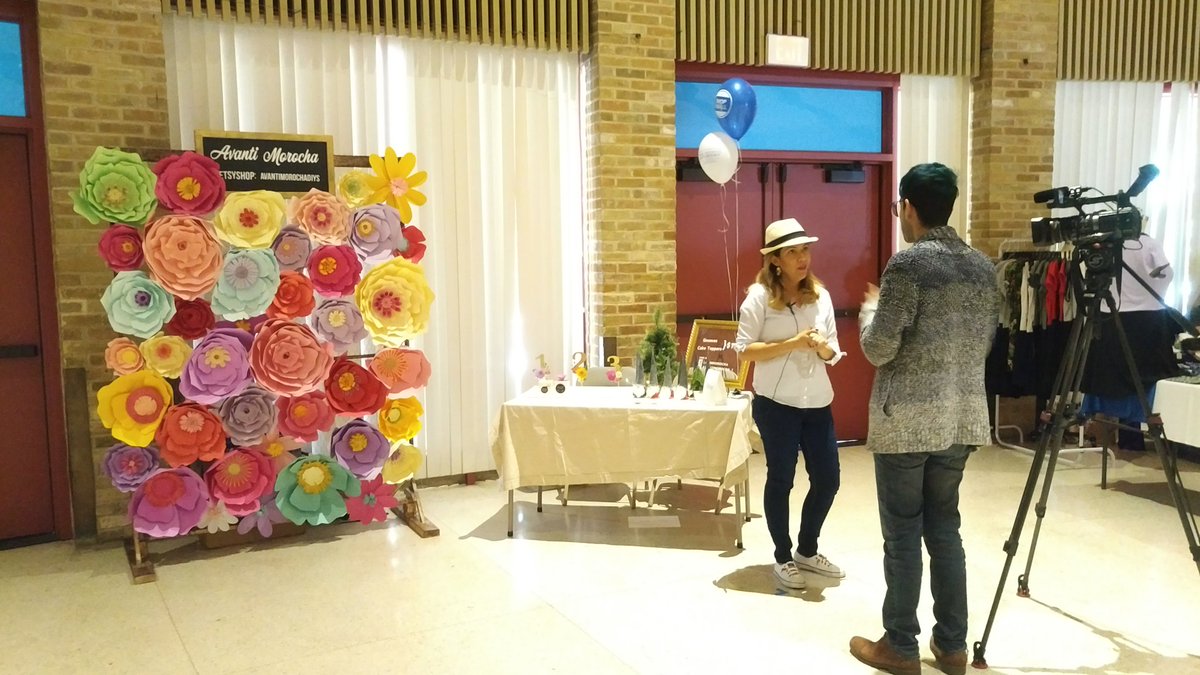 cloudnull's tweet photo. Down at the #PopShopAmerica event (@Etsy), @1Avantimorocha1 is  being interviewed for her DIYs - #SmallBusinessSaturday - if you're in SAT come down to La Villita Historic Arts Village and see us. https://t.co/3AAgVlVZA3