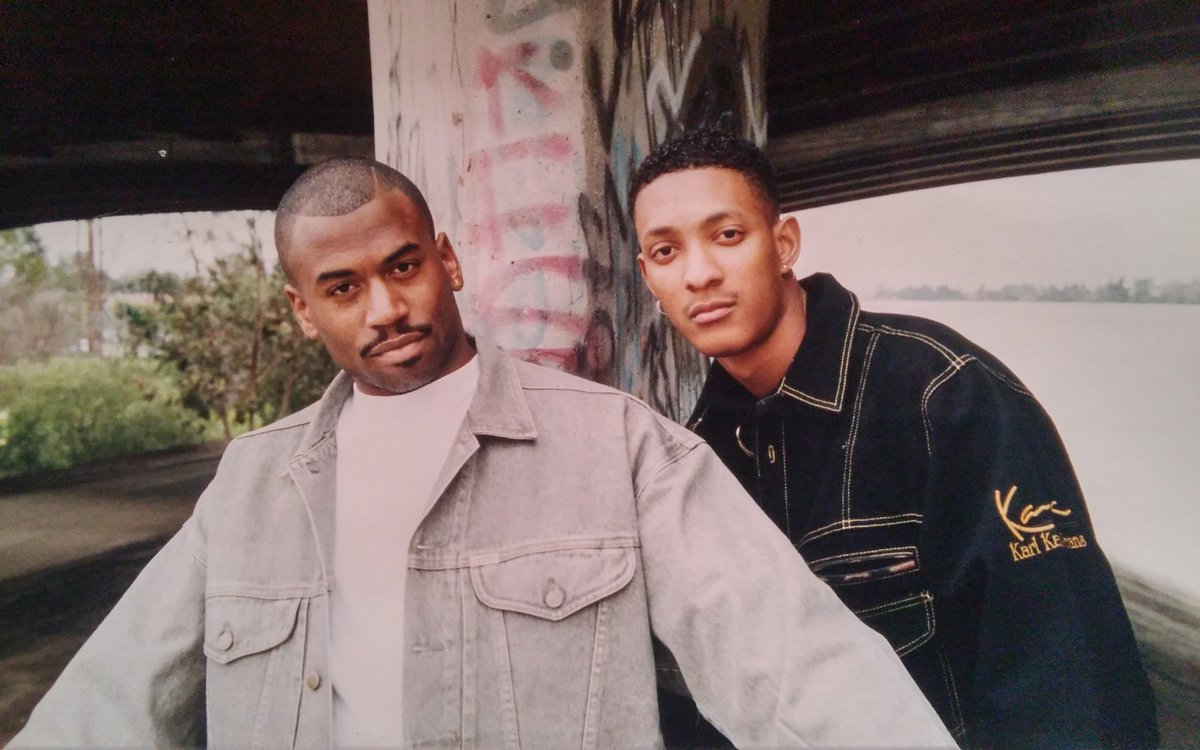 Clizark1's tweet photo. 1990 throwback, 2 of Long Beach early hip-hop architects the Grand Wizard JD (Jeff Hogan) and Teddy Stylez @BeatFirmLLC
#LBCHistory https://t.co/YQ6RsZY1xF