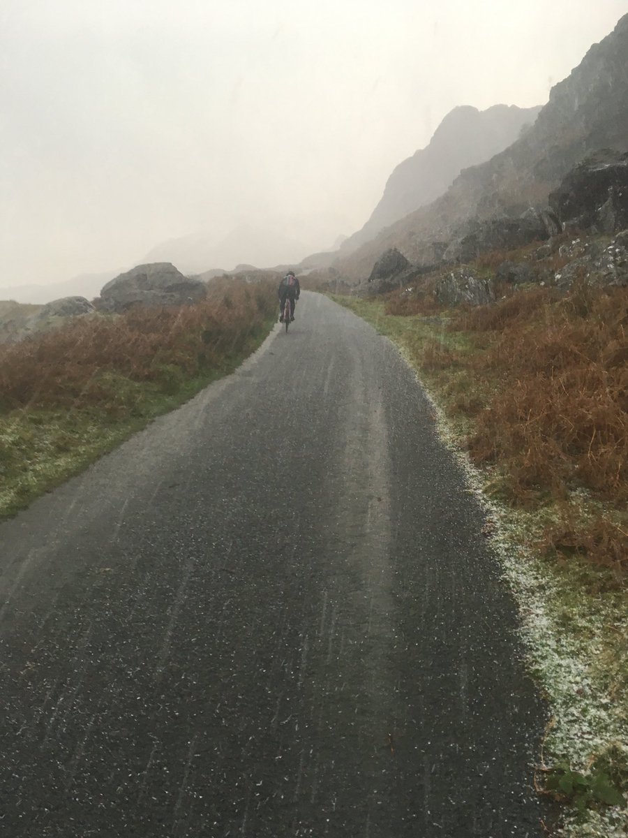 dankyp's tweet image. Having a crack at the Stwlan Dam climb... just because!