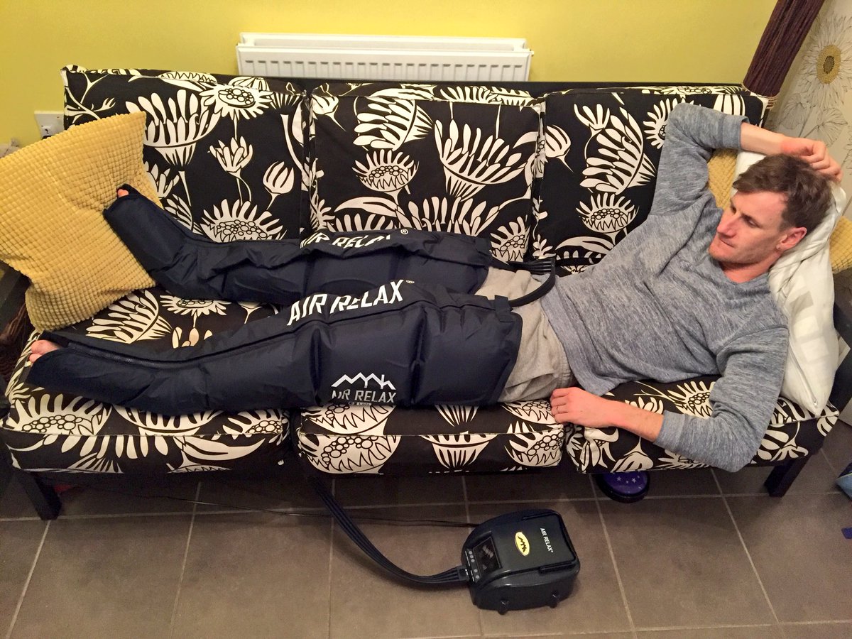 Couple of very decent weeks boshed out here. Particularly on the bike. Definitely feeling the recovery benefits from these <a href="/AirRelaxEurope/">Air Relax Europe</a> boots.