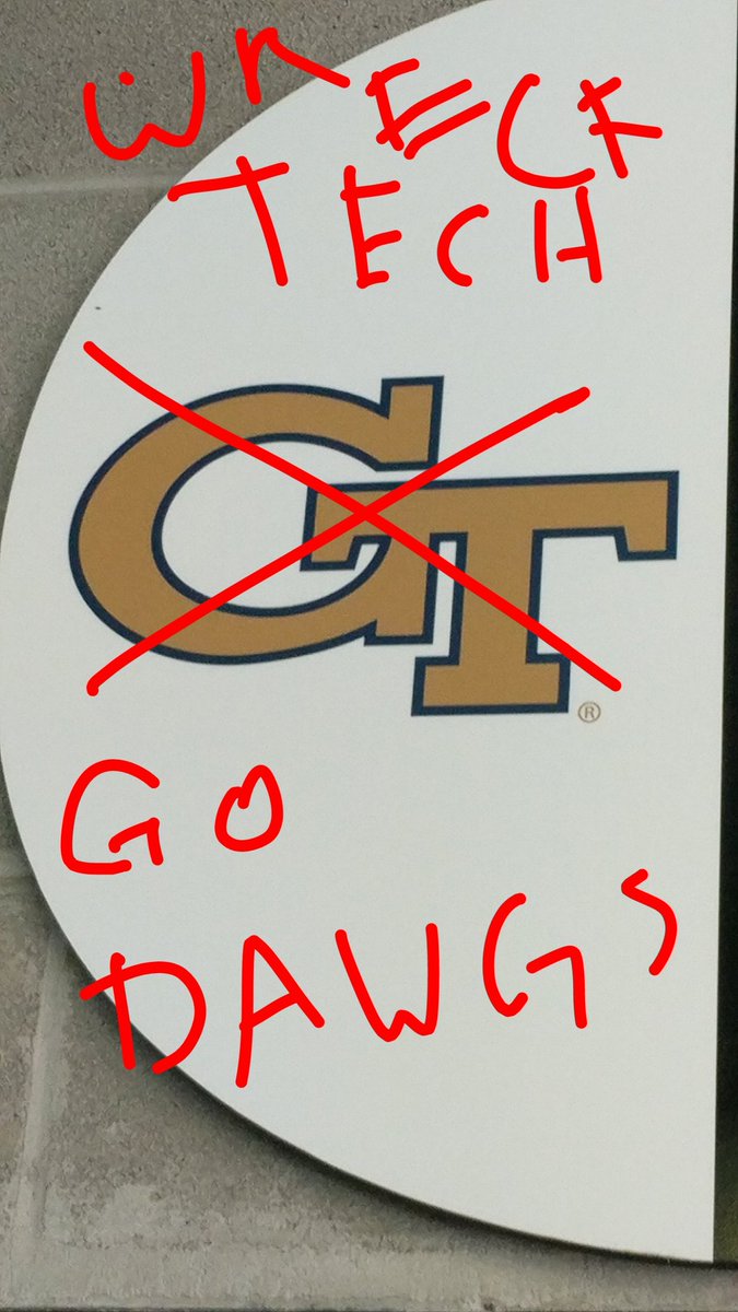 BravesWarrior's tweet photo. #GoDawgs #TechSux. https://t.co/gEYhxUGEYX