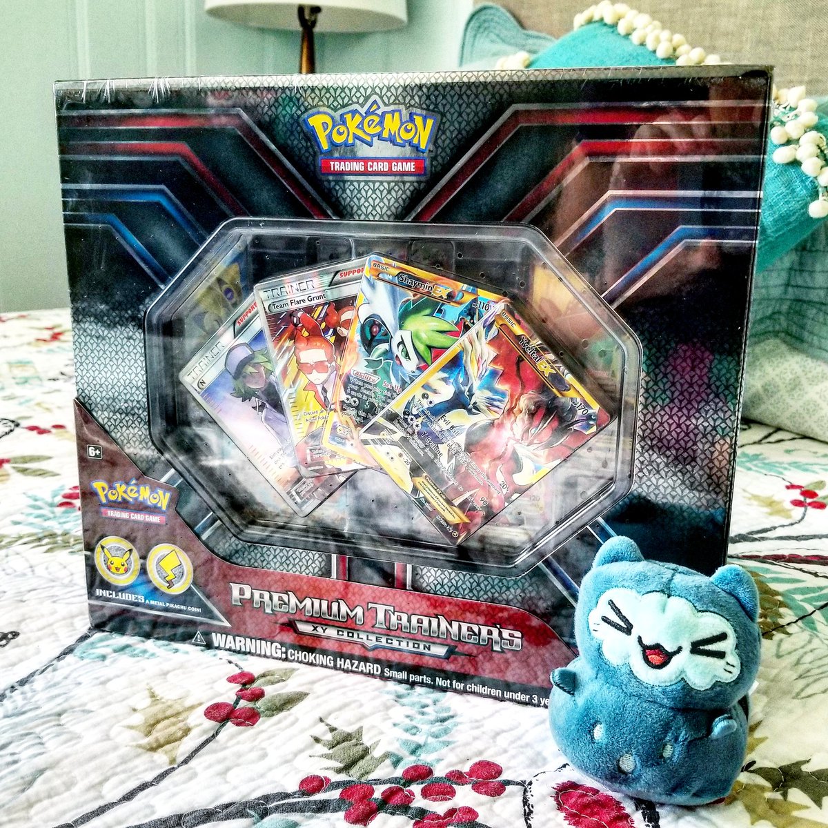 rocketsquadpkmn's tweet photo. #mailday! This awesome #Pokemon XY Collection Box came! But the Pikachu promos did not come. We read those ship separately? Anyone order TCG items from Pokemon Center online who received their Pikachu promos? https://t.co/EZGULJckmF