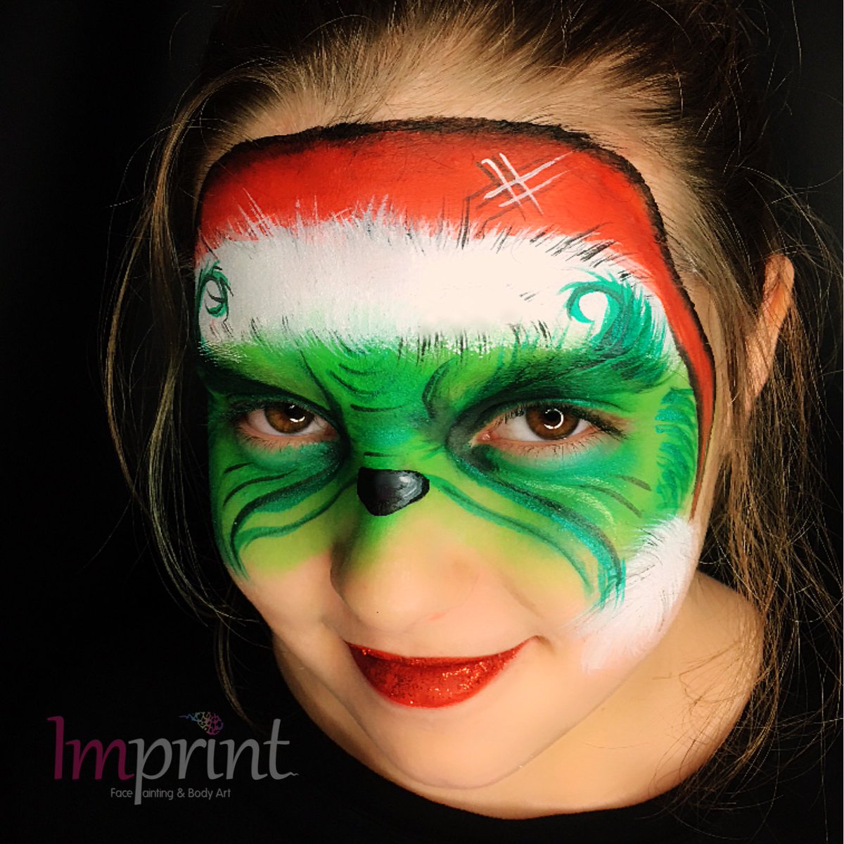 Grinch inspired by @OlgaMurasev X #facepaint #thegrinch #christmas #mua #fa...