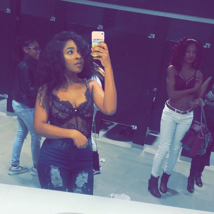 _vivicaaa's tweet photo. #NewProfilePic https://t.co/IExmY4l1Ml