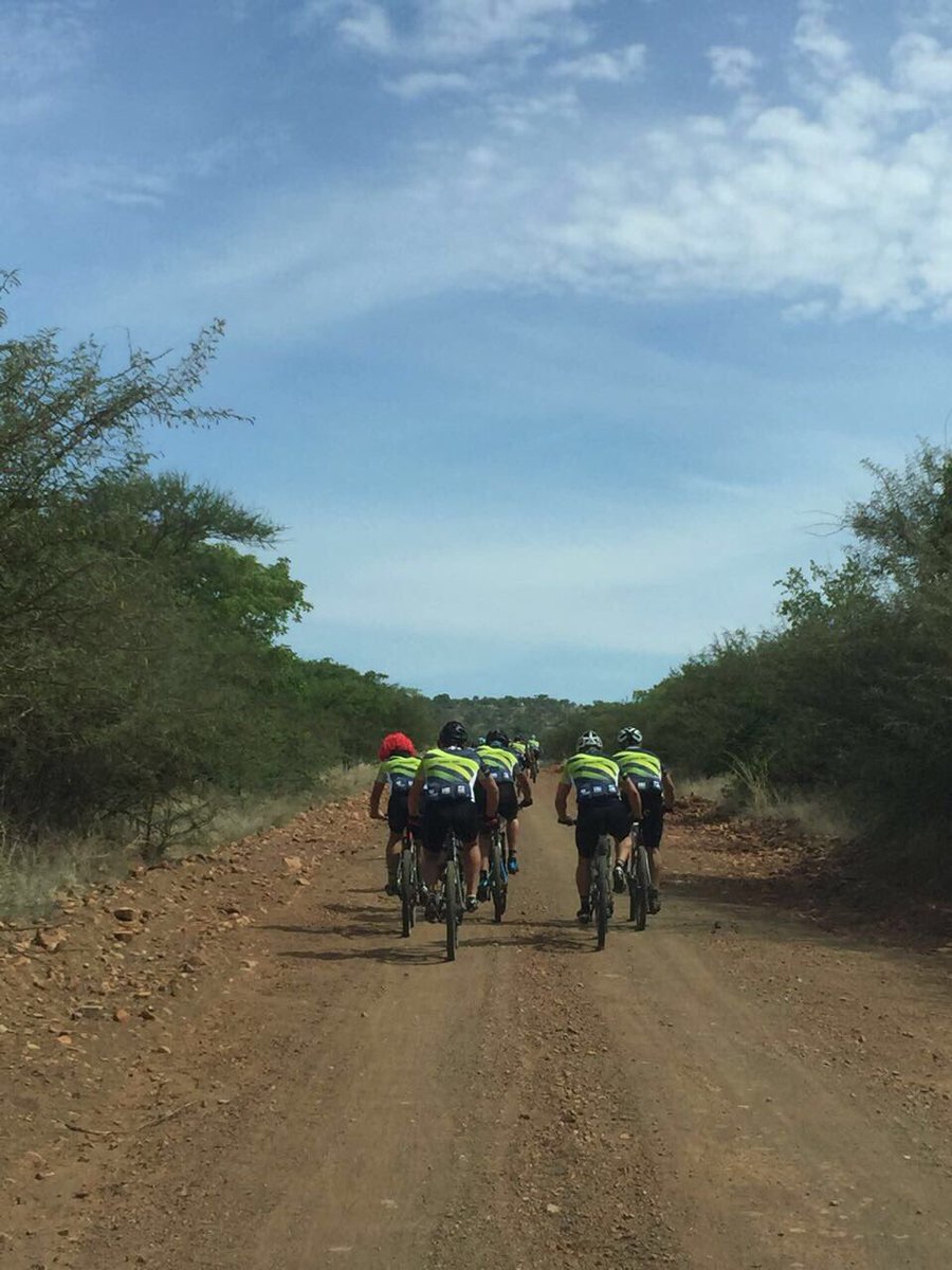 natasha_henning's tweet photo. What an incredible weekend @JackalberryMTB #jb2017 thanks @BMi_Research @4PLGroup & Six Squared teams https://t.co/VDwljpQB3X