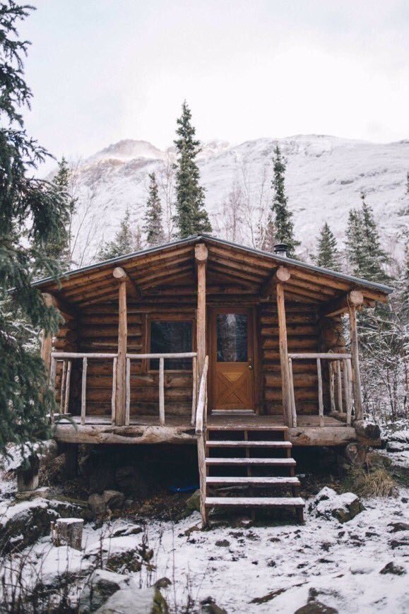 ButDansLaVie's tweet photo. Partir un weekend dans ce genre d'endroit ce serait le rêve 🎄❄️ https://t.co/RRkyffyui5