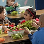 #Healthy #breakfast high in #fiber &amp; #protein keeps kids full until lunch #HealthyBreakfast #HealthyKidsFood #HealthyKids