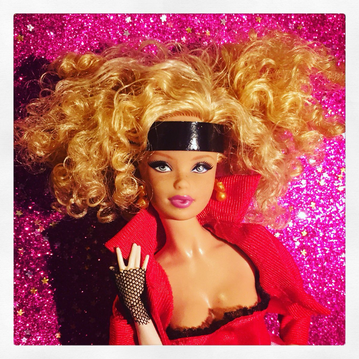 TTino74's tweet photo. Tinsel the North Pole Dancer #YuletideSuperheroes #WhoreInTheDrawer #ComingBackDec1 @suztino https://t.co/ow3RK1gfQe