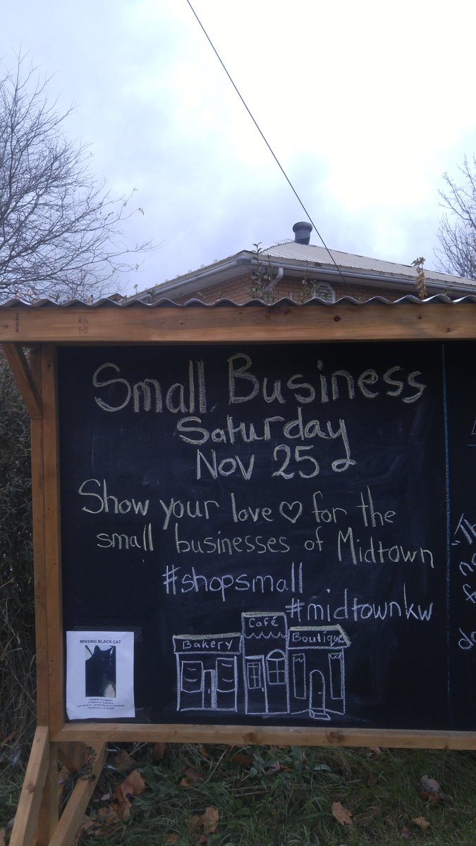 Went for a walk down <a href="/SpurLineKW/">@SpurLineKW</a> to pick up some goodies from <a href="/cefoodXperience/">cefoodexperience</a> and @Ambrosia_Pastry. Lucky to have these small businesses in my neighborhood. #shopsmall #midtownkw #lovemyhood