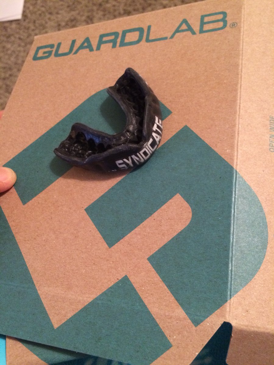 Roxyfighter's tweet photo. It’s been a while since I posted about @GuardLab . They make awesome custom mouthguards! And thanks @heatherjoclark for the introduction! https://t.co/5kMpRiU7ht