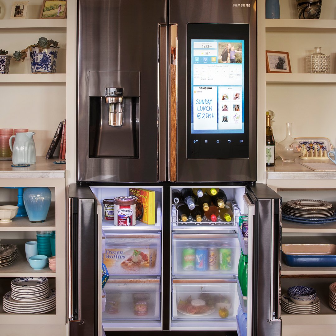 SamsungUS's tweet image. 4 doors and nearly infinite cooling options. Save over 30% on select kitchen packages. Shop now: smsng.us/GetTogetherEve…
