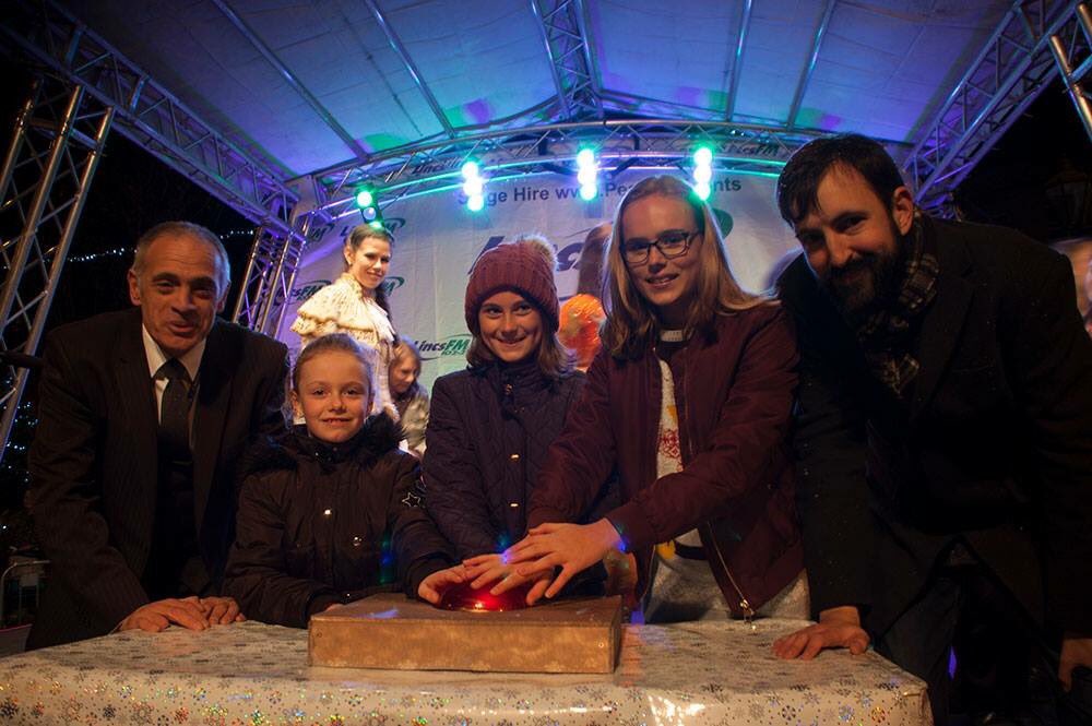 BostonChristmas's tweet photo. Over the past few months, we have been running a competition with BTAC to find someone to turn on the towns Christmas lights. On Thursday, we announced the winners.
Find out more by visiting:- https://t.co/BQyNw2kHL3. https://t.co/THtSYhJ5AC