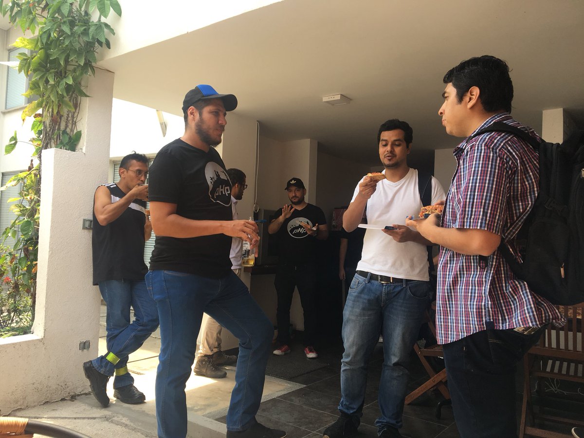 ScalablePath's tweet photo. RT @symfonycol: Huge thanks to @scalablepath for supporting #phpcali meetup! https://t.co/wF9EoCFdCF https://t.co/58UAuOlqyz
