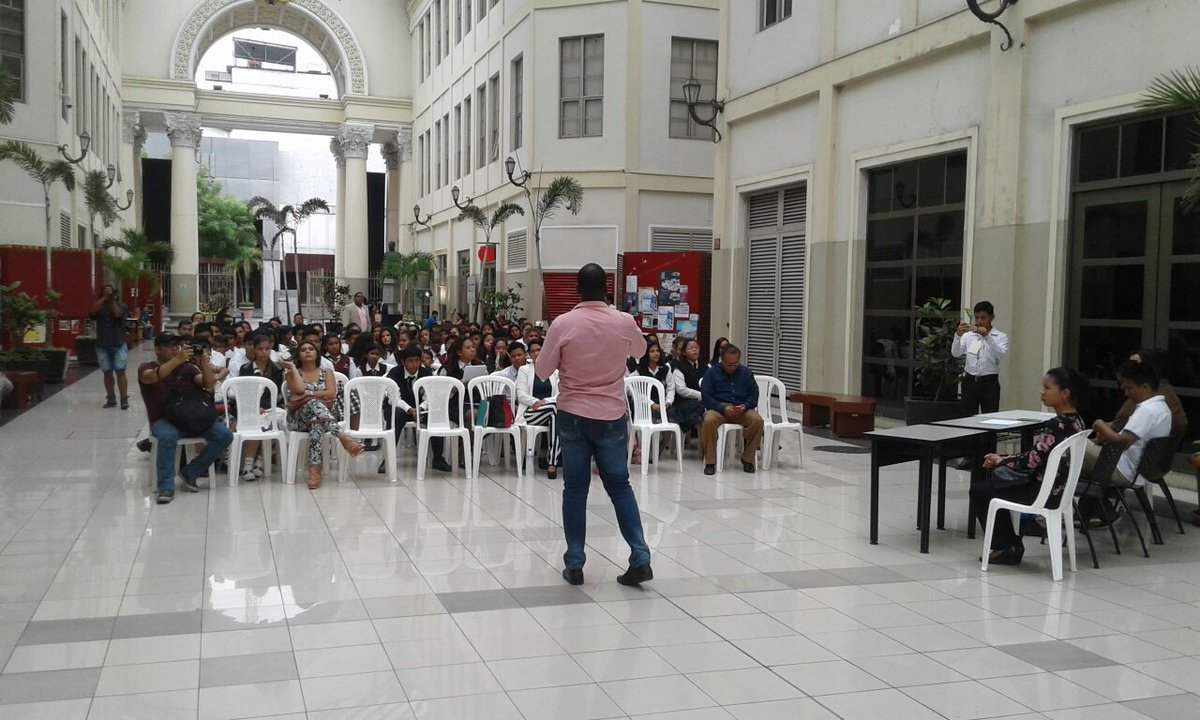luigi_cedeno's tweet photo. #NosotrosXLajuventud https://t.co/ErTErsClPl