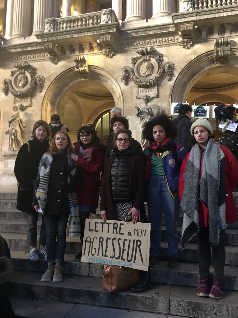 lapoudretv's tweet photo. Manifestation vibrante d’indignation mais aussi de poésie et de sororité en cette journée internationale de l’élimination des violences à l’égard des femmes ✊️Tant de chants, tant de voix ♥️ Grande hâte de diffuser tout ça ✨#25novembre https://t.co/GrjuSwAMBp