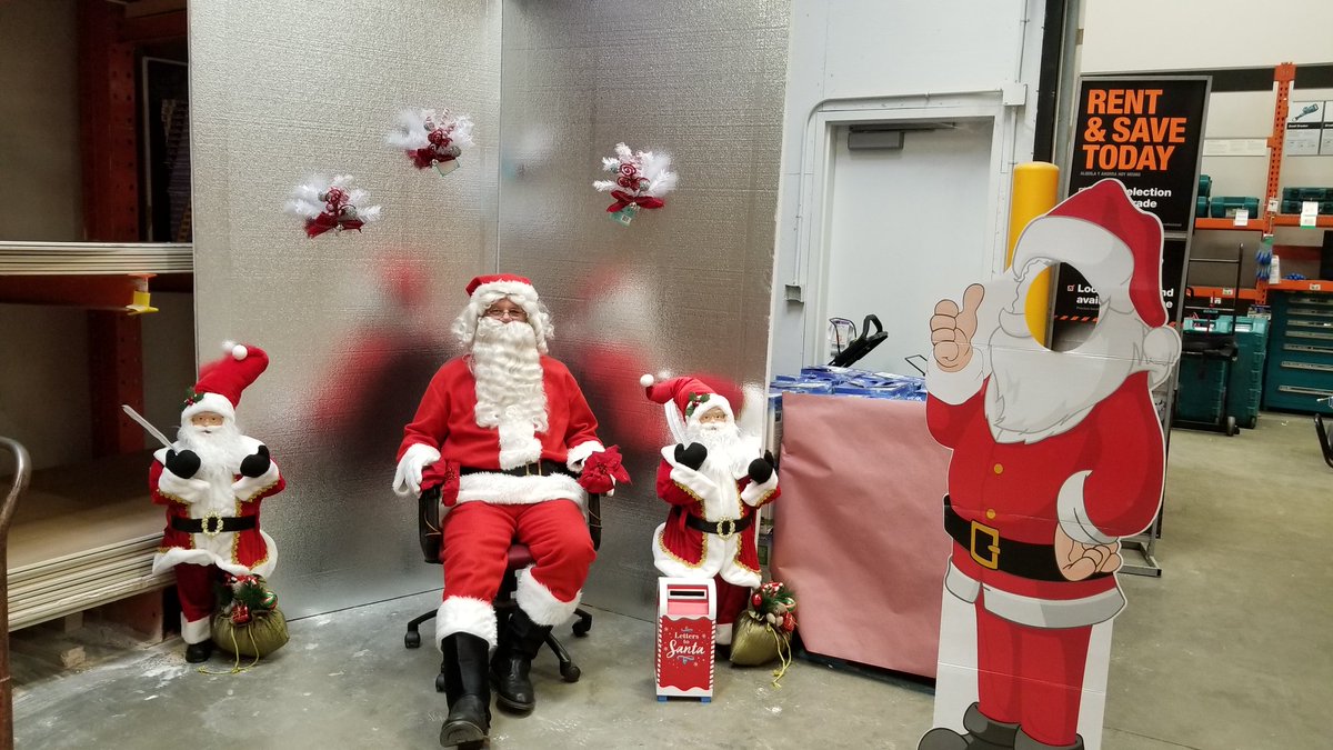 jenn25pr's tweet photo. Santa has arrived to Stanford Ranch Hone Depot! #6688 https://t.co/BWGkLQbTlO
