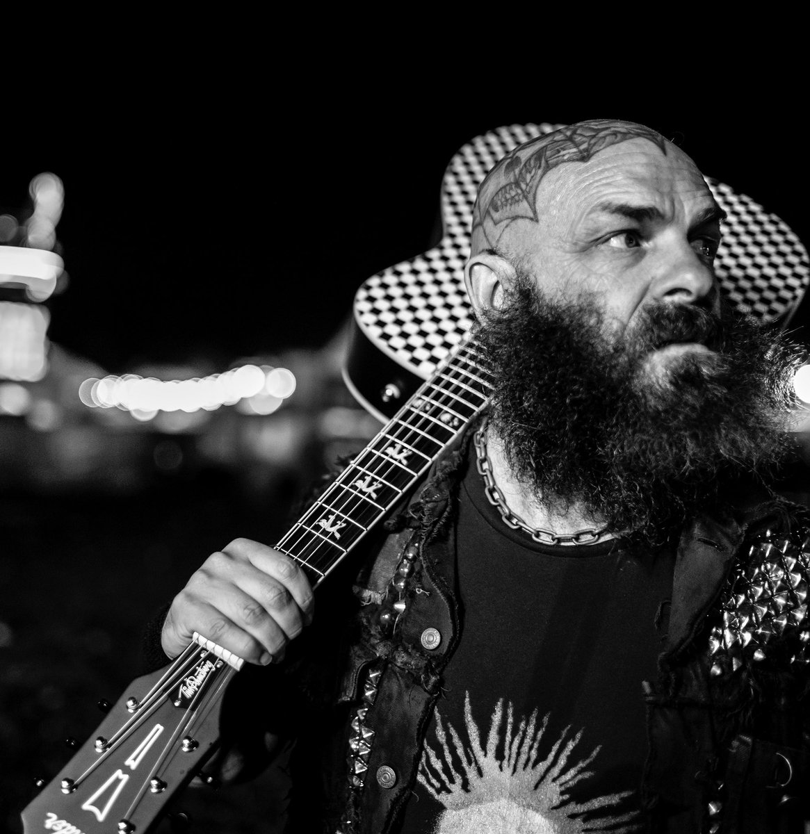 Rancid's tweet photo. HAPPY BIRTHDAY, @TimTimebomb!! 🎉❤️🎸 // 📸 @tobias_sutter_photography https://t.co/whcYBI6WhD