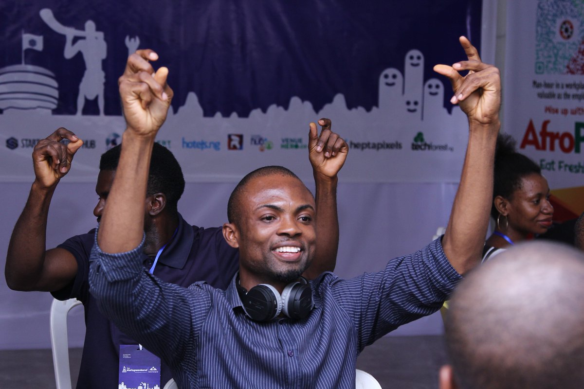 SwUyoNg's tweet photo. When an idea sweeps u off ......😯😯😯 @nextdeegit @thompson_nsikak @ChristianEkene4 @emeka_nwakaudu   #SwUyo #tgsw2017   
Photo Cr: Caleb Johnson https://t.co/iCxxibHfUj