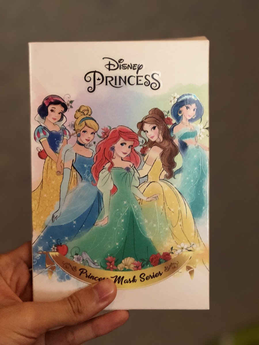 แจกมาส์กหน้าเจ้าหญิง Disneyให้เลือกได้ 2 ลาย สุ่ม 1 คนที่รีทวิตนี้ถ้ามงลงมารีญา
ใครไม่อยากรอลุ้น รีบดิ่งไป Boots &amp; Watsons เลยจ้า วางขายแล้ว
#MissUniverse #THAILAND
