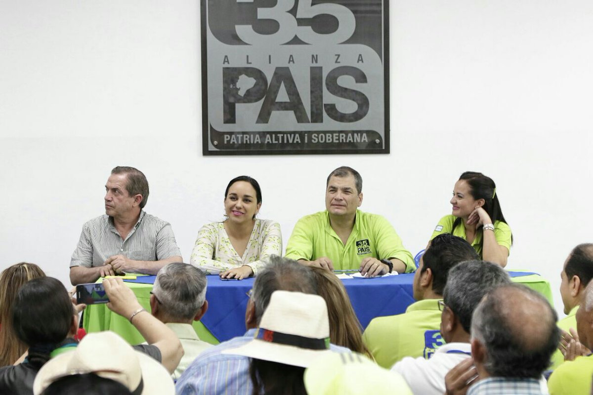 35MOVER's tweet photo. Presidente Vitalicio del Movimiento Alianza @35PAIS mantiene reunión con la dirigencia de Guayas #RafaelElPuebloContigo #VIIConvenciónPAIS @RicardoPatinoEC @GabrielaEsPais https://t.co/Wn6DZKkch4