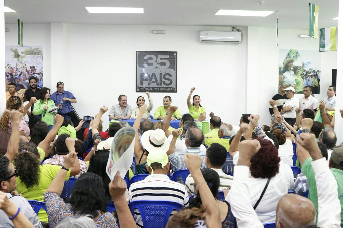 35MOVER's tweet photo. Presidente Vitalicio del Movimiento Alianza @35PAIS mantiene reunión con la dirigencia de Guayas #RafaelElPuebloContigo #VIIConvenciónPAIS @RicardoPatinoEC @GabrielaEsPais https://t.co/Wn6DZKkch4
