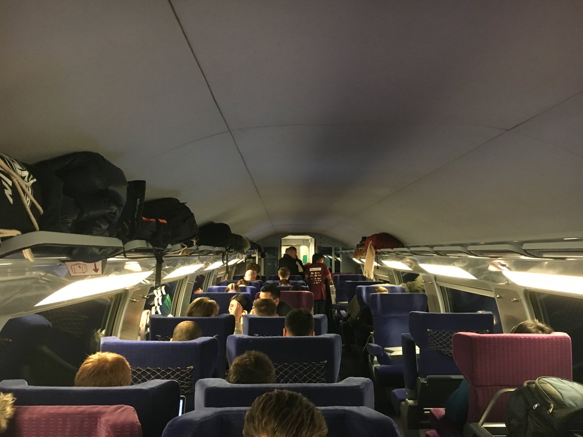 ahempel_srt's tweet photo. #cxrs on our way back to Paris. Next stop: SNCF HQ. #hacktrain4 https://t.co/QATijmhzue