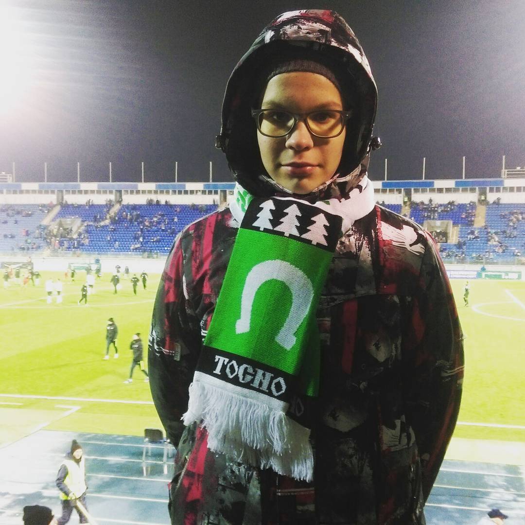 aldosja's tweet photo. 📸 Болельщики на матче #ТосноАрсенал #18тур #РФПЛ
#Instagram (makisima_shogo _shubin_ tata_kopylova _b_i_t_o_v_) https://t.co/ippAwxfrTG