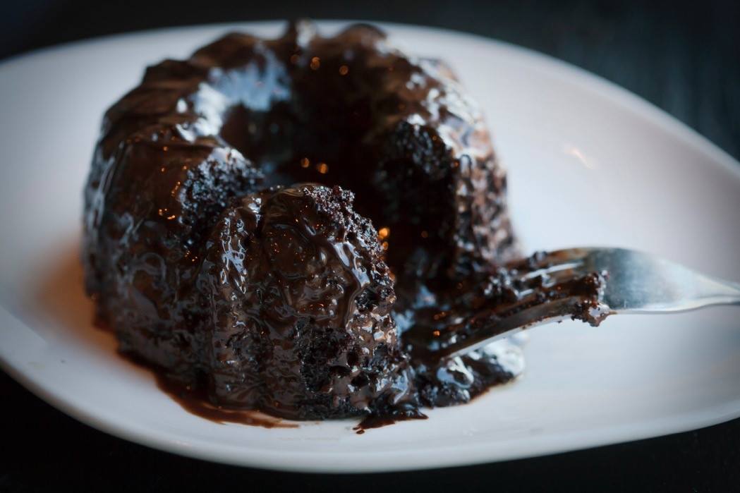 #SipsandSweets Saturday calls for some chocolate! How about our warm, molten lava cake?