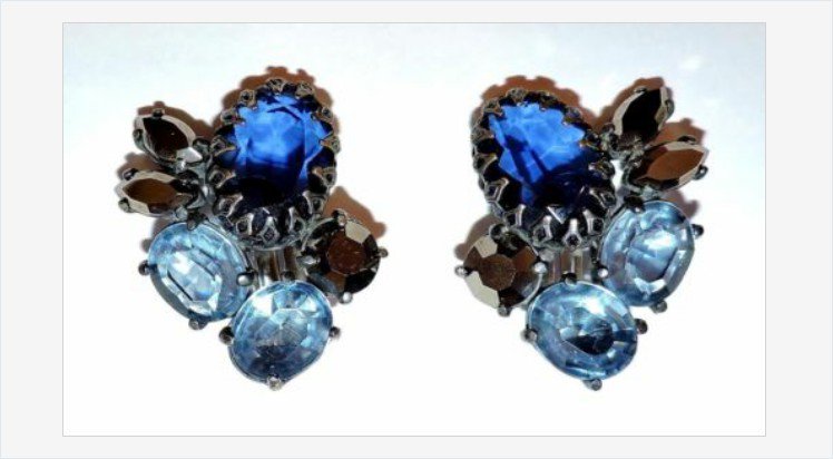 thegraydoor's tweet photo. 2553~Stunning Vtg Signed SCHIAPARELLI Blue Gray Rhinestone Clip Back Earrings** | eBay #clipback #schiaparelli
https://t.co/4kC28Dfk0r https://t.co/NrcqQxlCUZ