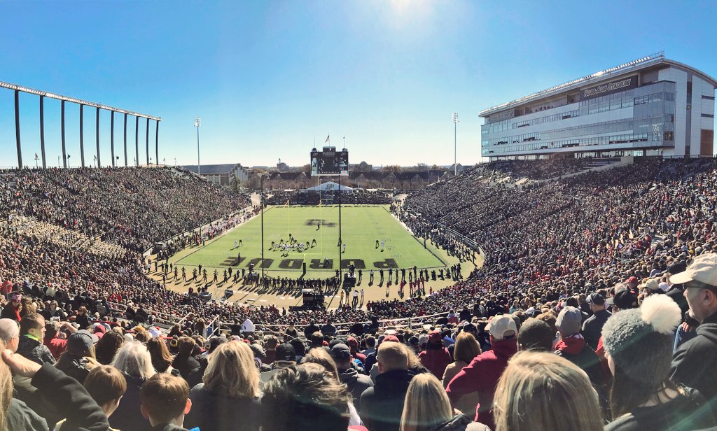 PurdueAlumni's tweet photo. Great to see Ross-Ade full for the bucket game! #BoilerUp https://t.co/nrmDe4GQd2