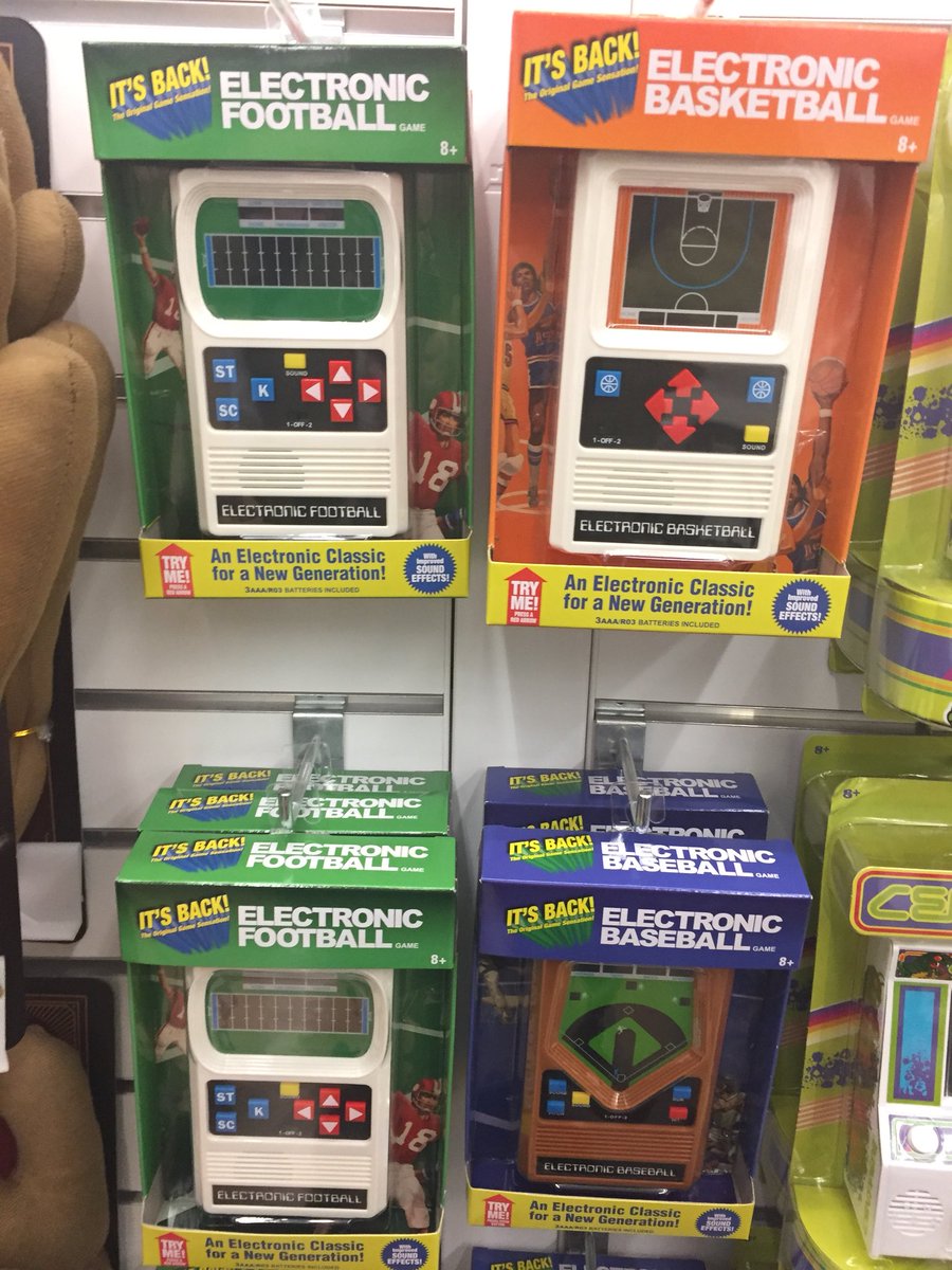 EricStangel's tweet photo. Am... am I in heaven?? https://t.co/h7Wwl1tKIE