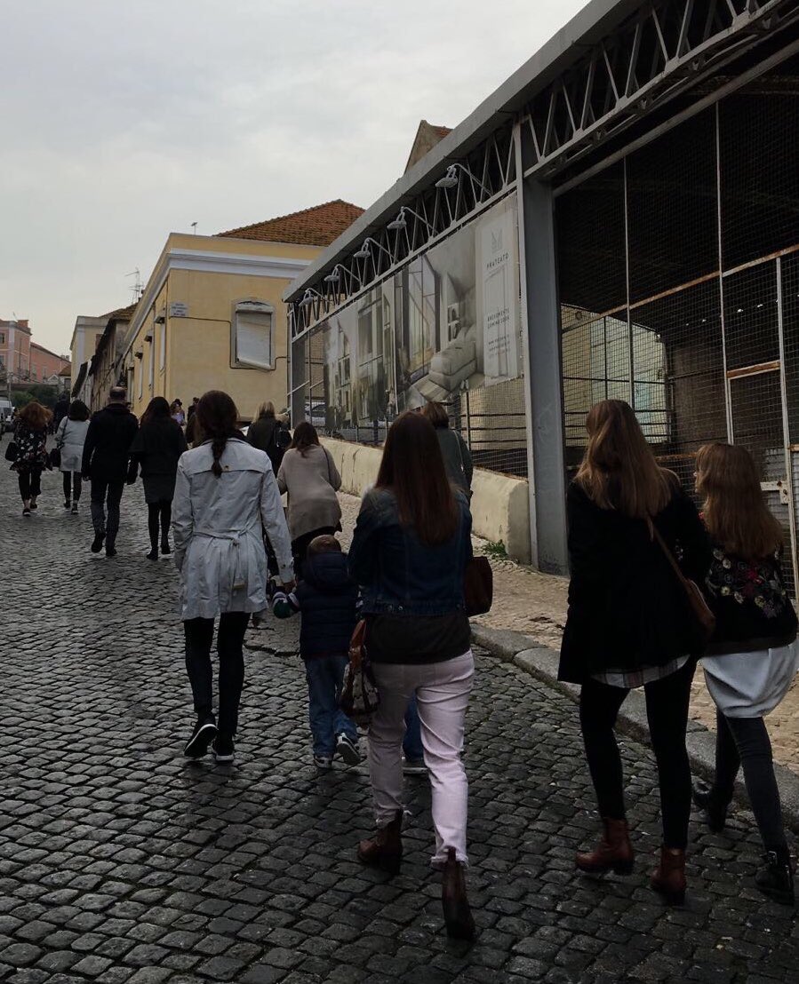 prateato's tweet photo. Winter Market by Stylista at our doorstep. Repeats tomorrow, from 10 to 19h. #prateato #marvila #lisbon #wintermarket #stylista https://t.co/IQtKEFBTZw