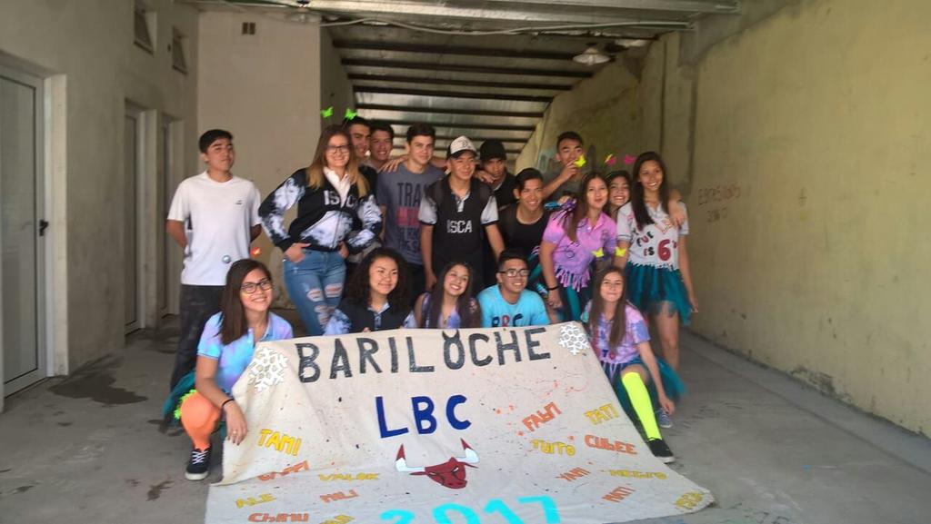 17ISCA's tweet photo. CHAU SEXTO 💣🎉💞 https://t.co/Hngv1mpyx7