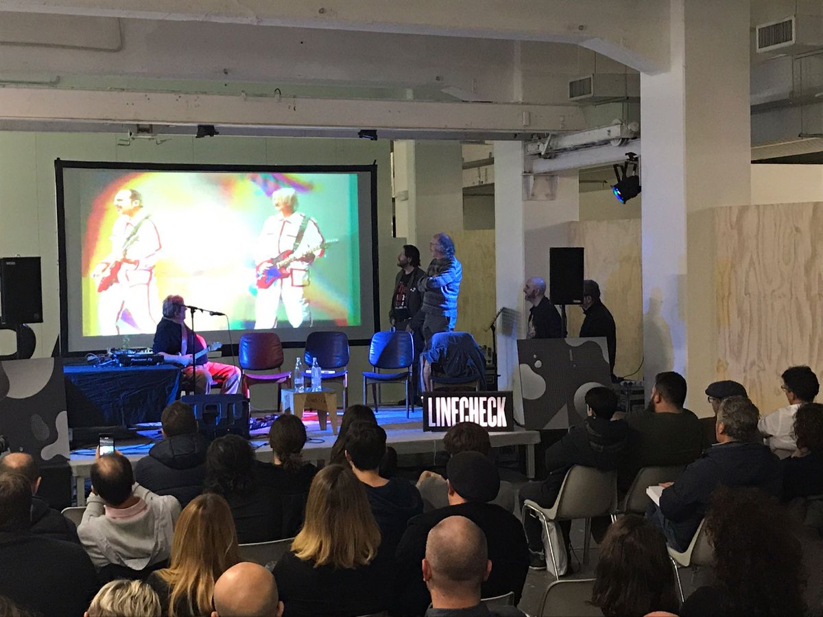 linecheck_it's tweet photo. Presentazione del libro #Skiantos, l'autobiografia edizioni @Goodfellas_it #linecheck17 #milanomusicweek #MMW17 https://t.co/s4XSRCFycM