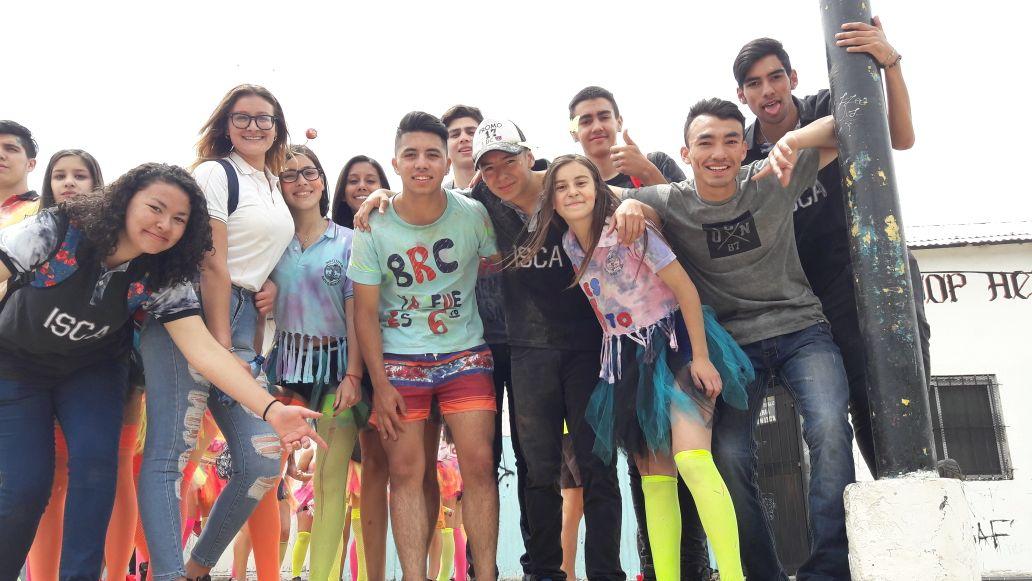 17ISCA's tweet photo. CHAU SEXTO 💣🎉💞 https://t.co/Hngv1mpyx7