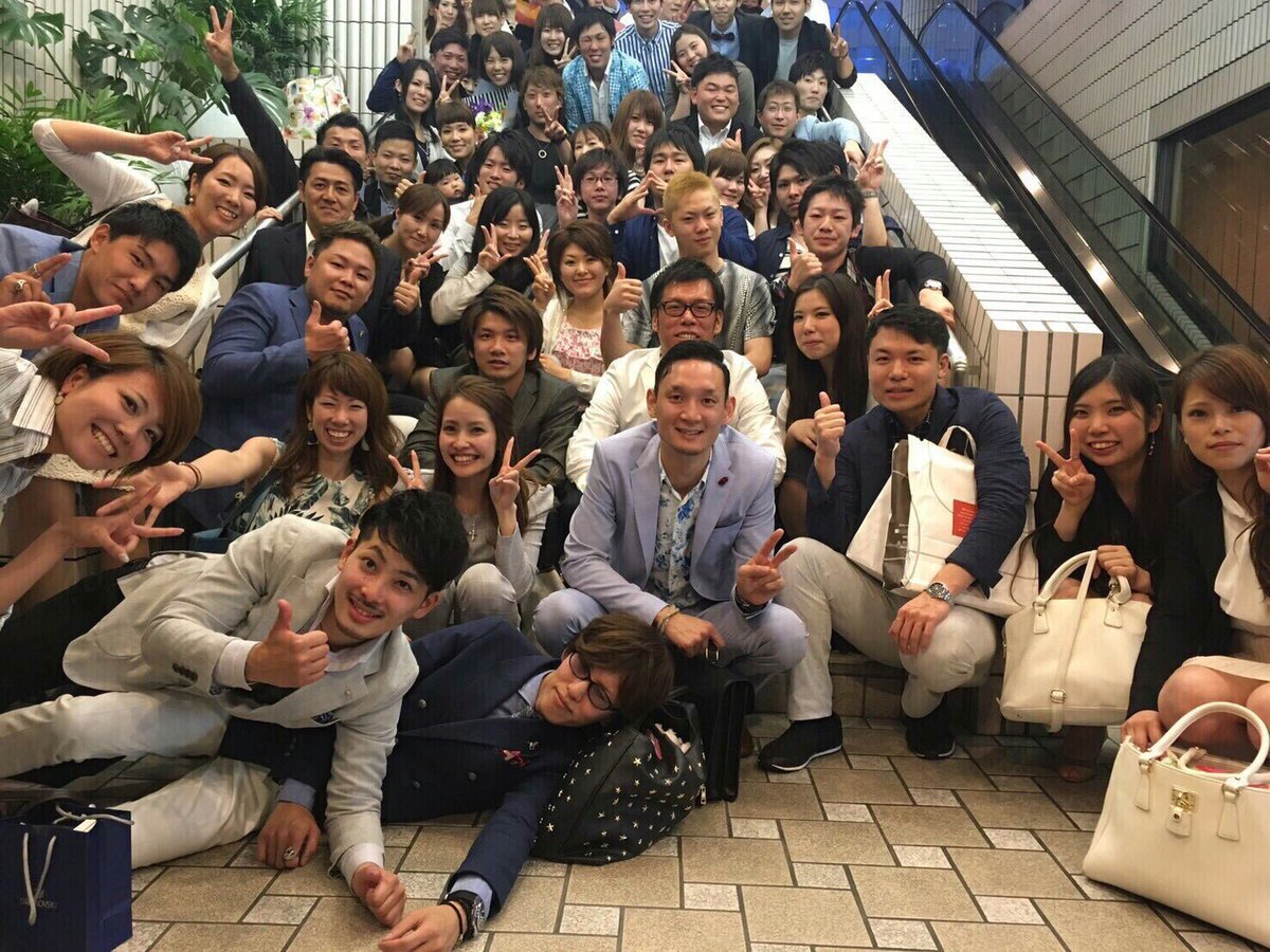 hirotk17's tweet photo. 人生を変えたくて
勇気を持って連絡して
こんなに生活が変わるとは😭

もっと早くやって
おけばよかった🙌💦

後悔しないためにも
今勇気を持って連絡するだけで
人生は変わります！

本気で人生変えたい人は
連絡お待ちしてます！ https://t.co/XrZacpzhCv