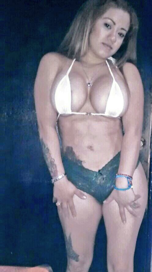 marixxx69's tweet photo. blanco o negro? ?? https://t.co/mSF433qtBJ