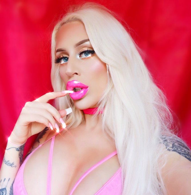 ? DSL ? a bimbo privilege ? https://t.co/oMEfS4ildr