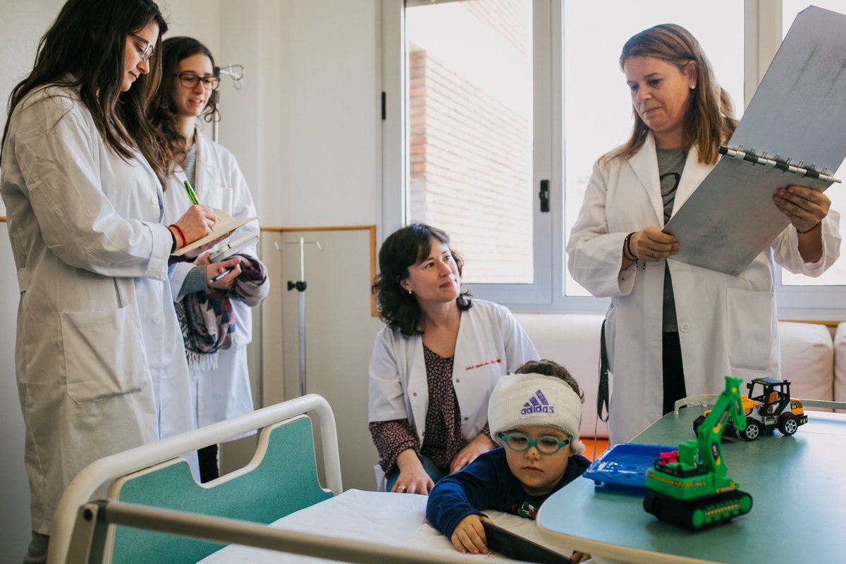 moebiobarcelona's tweet photo. Get immersed for 2 months in a top hospital of #Barcelona and get out with an unmet clinical need that will change the world 🏥 https://t.co/VzVNLQLUVk 👉 Apply to #dHEALTHBcn postgraduate! #NextHealthInnovators https://t.co/hNOjol6gL7