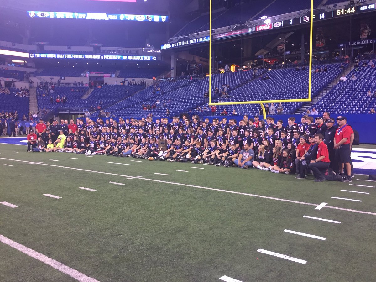 IHSAA1's tweet photo. Congrats to the East Central Trojans, the Class 4A Football State Champs! #IHSAA https://t.co/qqnup3PblC