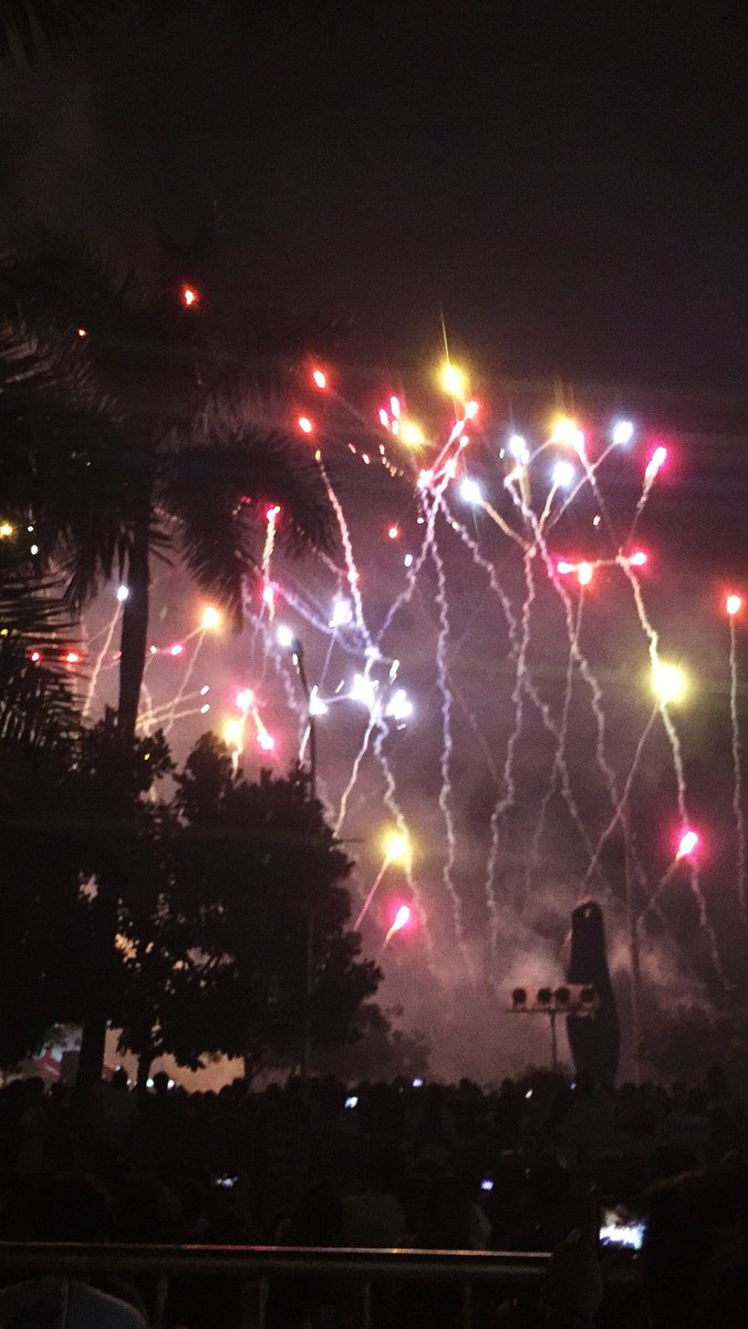 acasoaaron's tweet image. Magical night at SM Clark. #pyrofest #fireworks