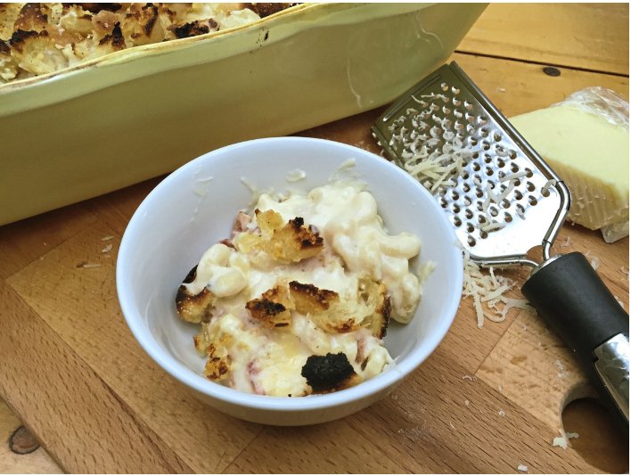 Parrano_Cheese's tweet photo. We have a treat for you that is made with rich and creamy gouda cheese😋😍 https://t.co/JA2RahlunK https://t.co/1FUIU9sQYx
