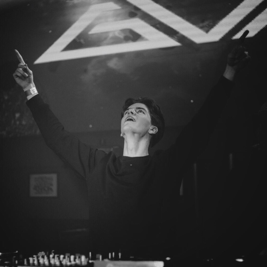 gvnmusic's tweet image. Alot of finger pointing was done ☝🏻thanks for having me @AuroraMevents! 📸 | @DigitalApathyy