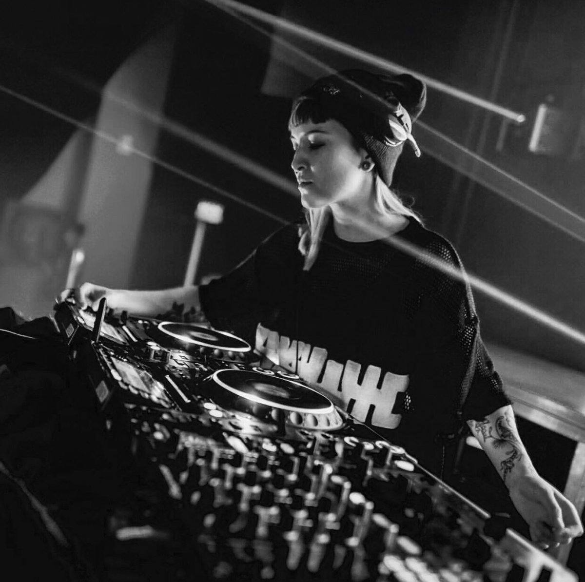 Requiem_USA's tweet photo. r e q u i e m  weekend isn’t slowing down just yet...

TONIGHT, Maya Jane Coles takes over The MID.

Last few  t i c k e t s  left. Don’t snooze —-> https://t.co/Mdjyzcg5mR https://t.co/OYsLQgOHQc